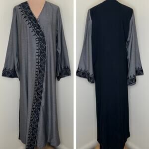 Abaya Jacket One Size Gray Black Embroidered Duster Snap V-Neck Muslim Ethnic
